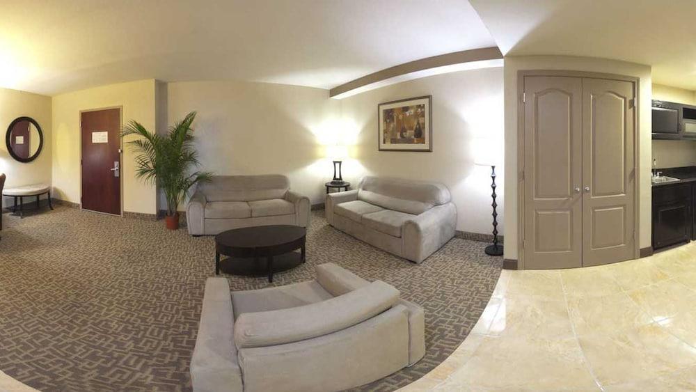 Holiday Inn Hotel & Suites Beaufort At Highway 21 By Ihg Eksteriør billede