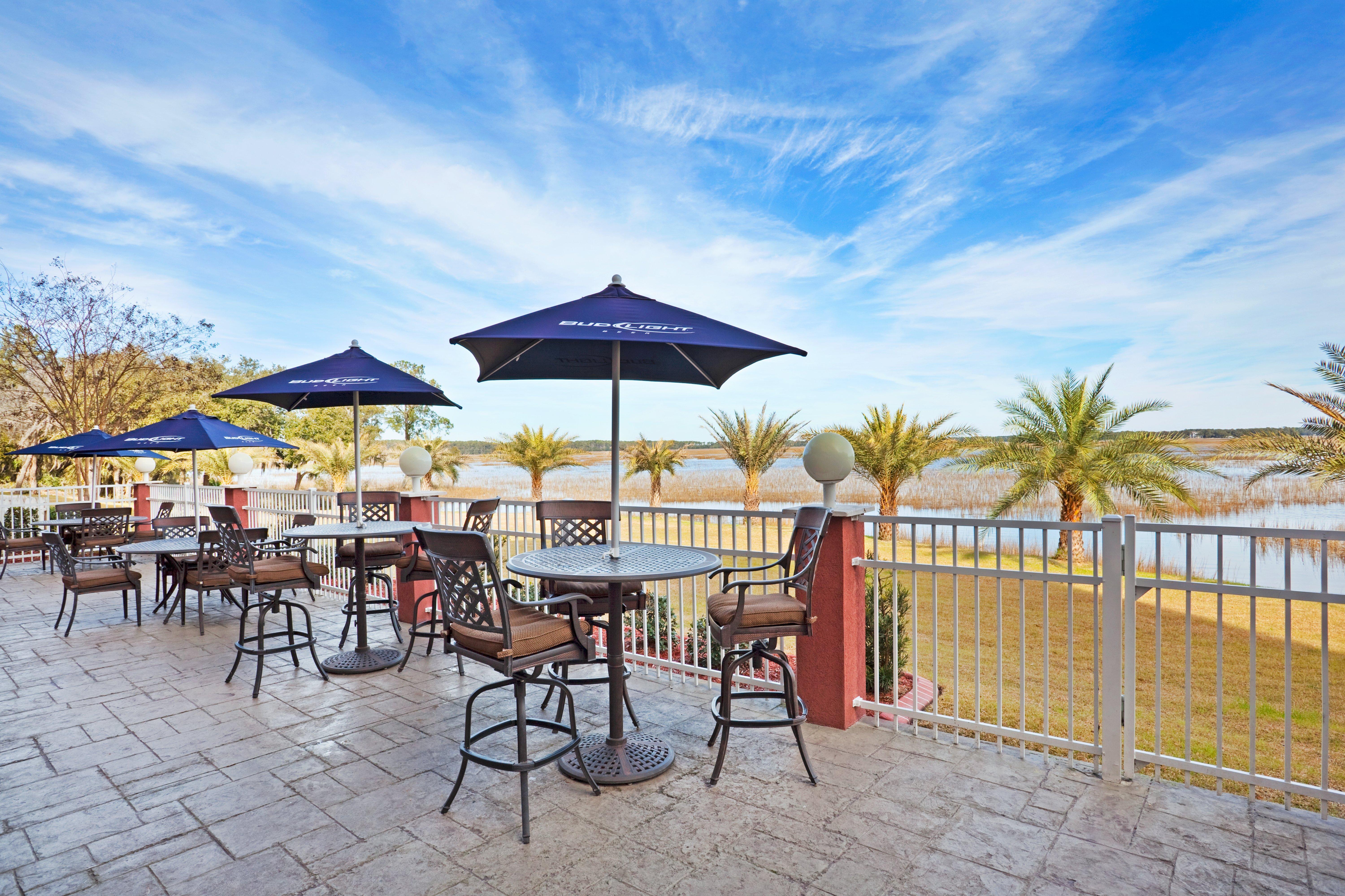 Holiday Inn Hotel & Suites Beaufort At Highway 21 By Ihg Eksteriør billede