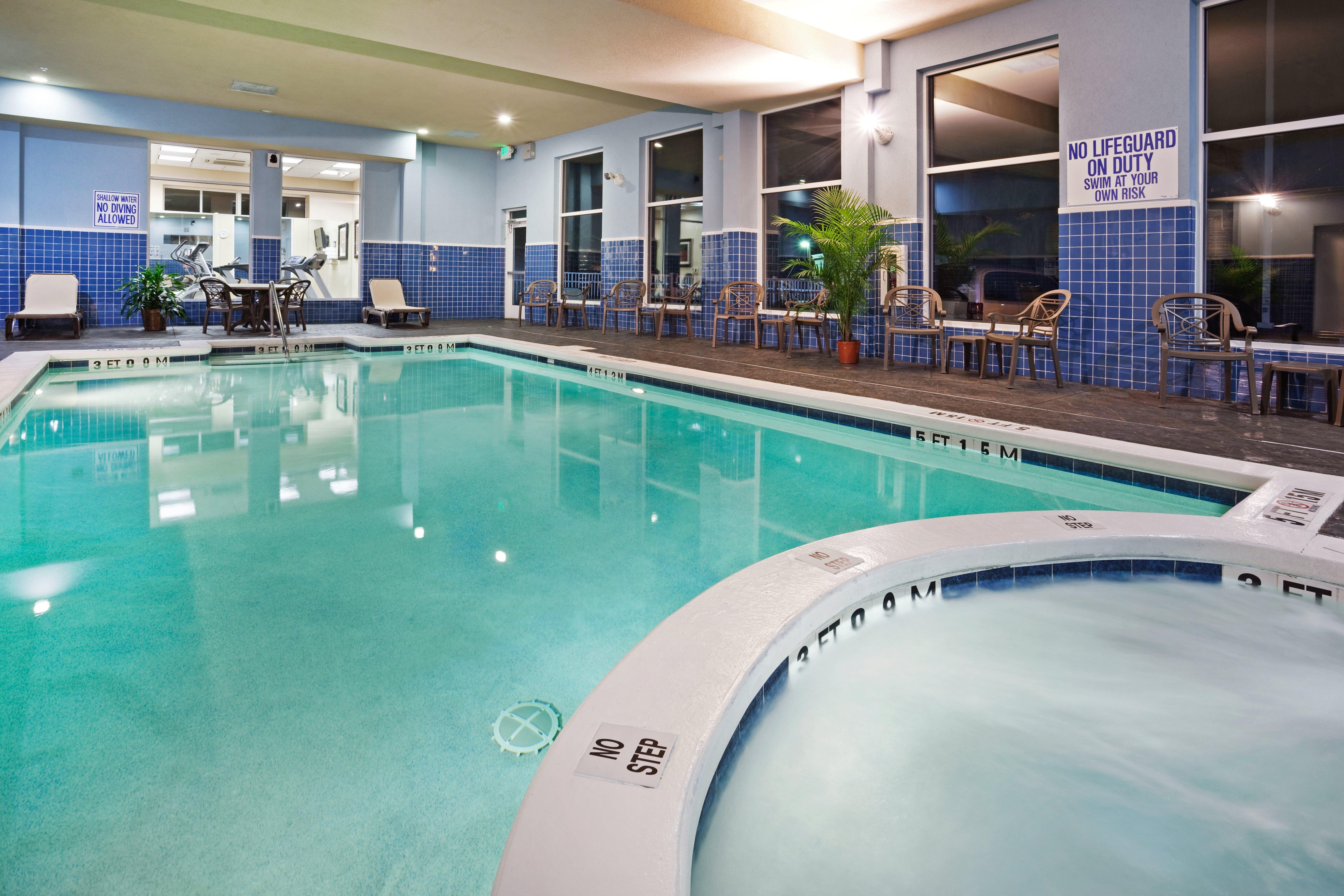 Holiday Inn Hotel & Suites Beaufort At Highway 21 By Ihg Eksteriør billede